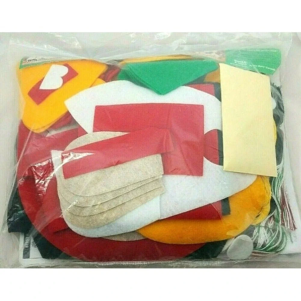 All Stuffed Up Penguin Family Felt Kit